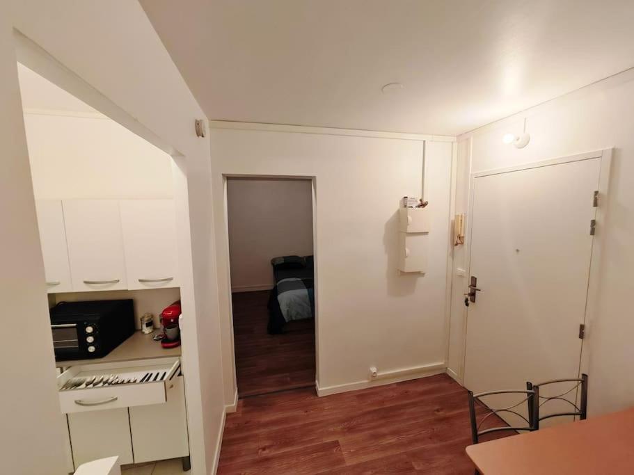 F1 Equipe Avec Ascenseur, Parking Et Pres Des Transports Apartment Argenteuil Luaran gambar